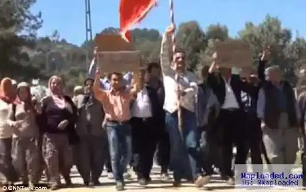 Angry Men Protest Against Women for Refusing to Marry Them (Photos)